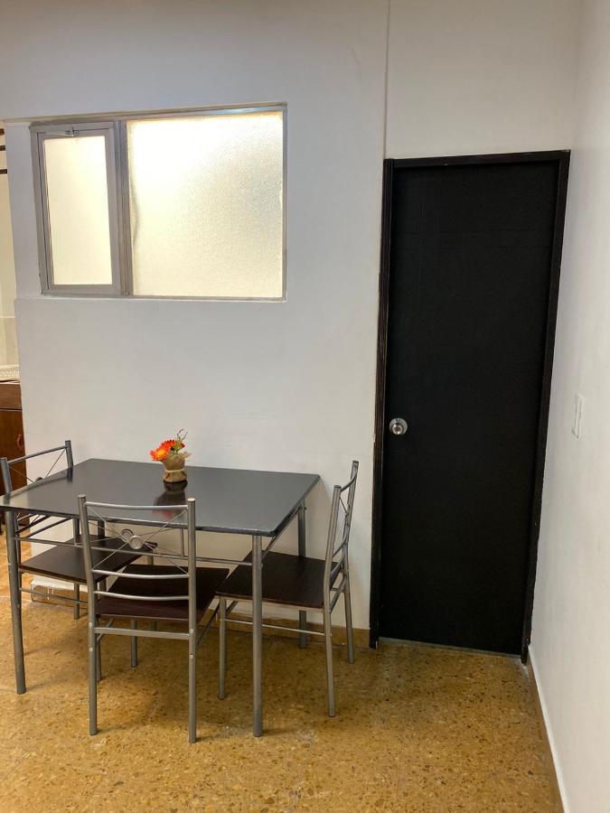 Apartamentos Excelente Ubicacion Medellín Exteriör bild