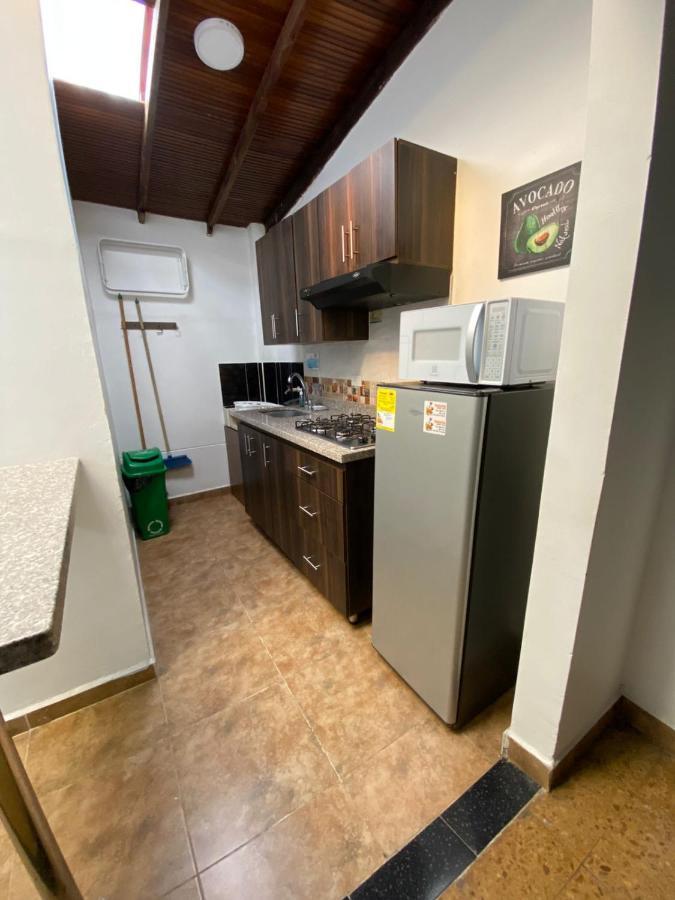 Apartamentos Excelente Ubicacion Medellín Exteriör bild