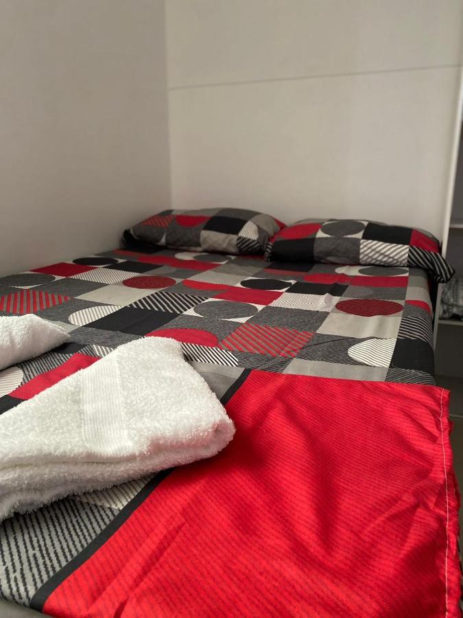 Apartamentos Excelente Ubicacion Medellín Exteriör bild