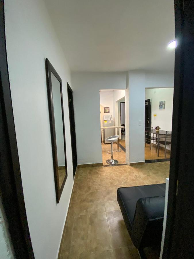 Apartamentos Excelente Ubicacion Medellín Exteriör bild