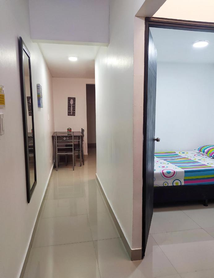 Apartamentos Excelente Ubicacion Medellín Exteriör bild